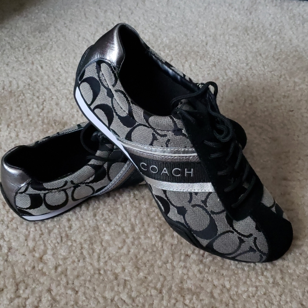 Coach shoes - Picture 3 of 6